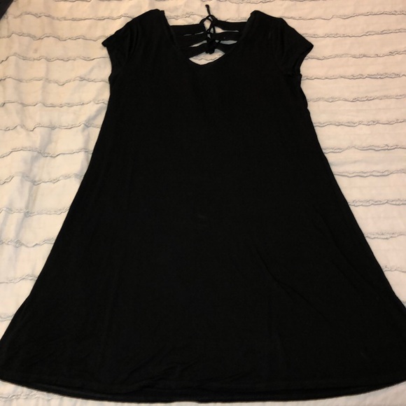 Cable & Gauge Dresses & Skirts - Classic Black Criss Crossed Cutout Maxi Cable & Gauge Dresses & Skirts - Classic Black Criss Crossed Cutout Maxi